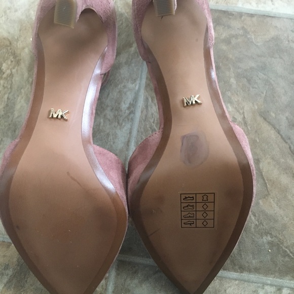 New Michael Kors Suede Pumps - Picture 5 of 6